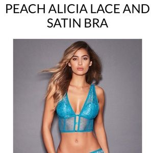 NWT Peach Alicia Bra in Harbor Blue!